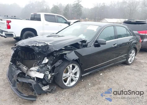 2013 Mercedes-Benz E 350 z USA, uszkodzony, nr VIN WDDHF5KB4DA691133